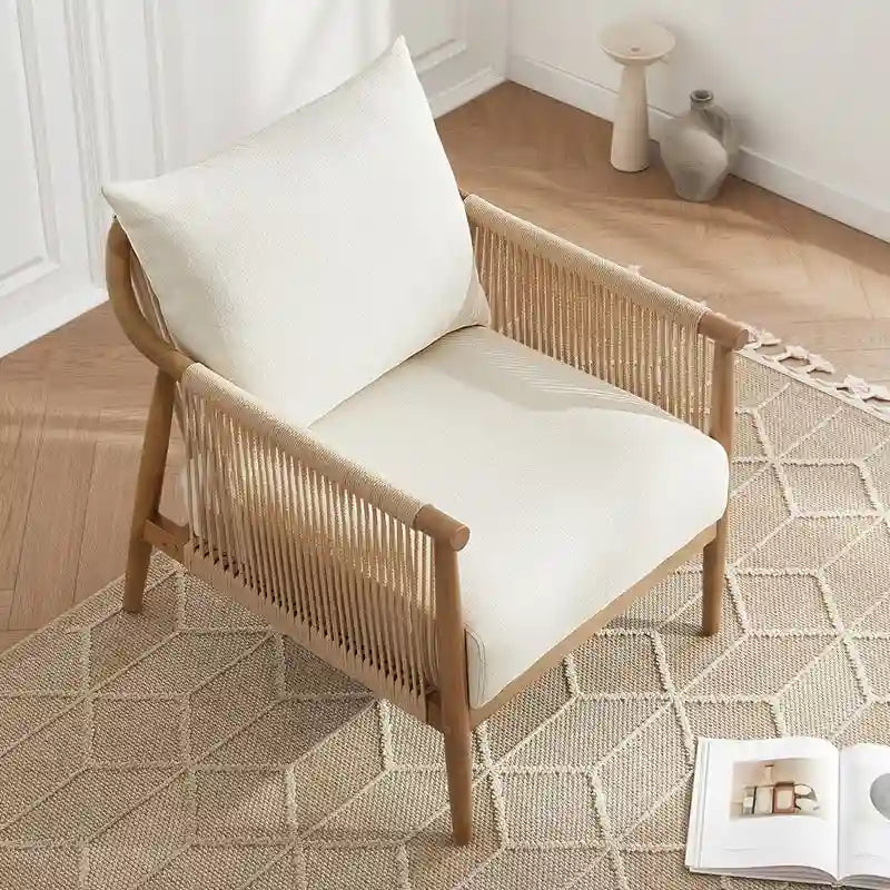 Fauteuil d'appoint avec accoudoirs en bois tressé